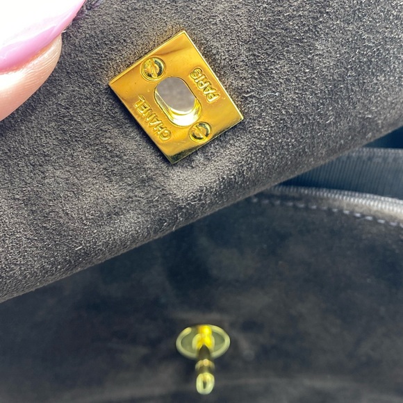 RARE VINTAGE CHANEL BACKPACK - Picture 6 of 16